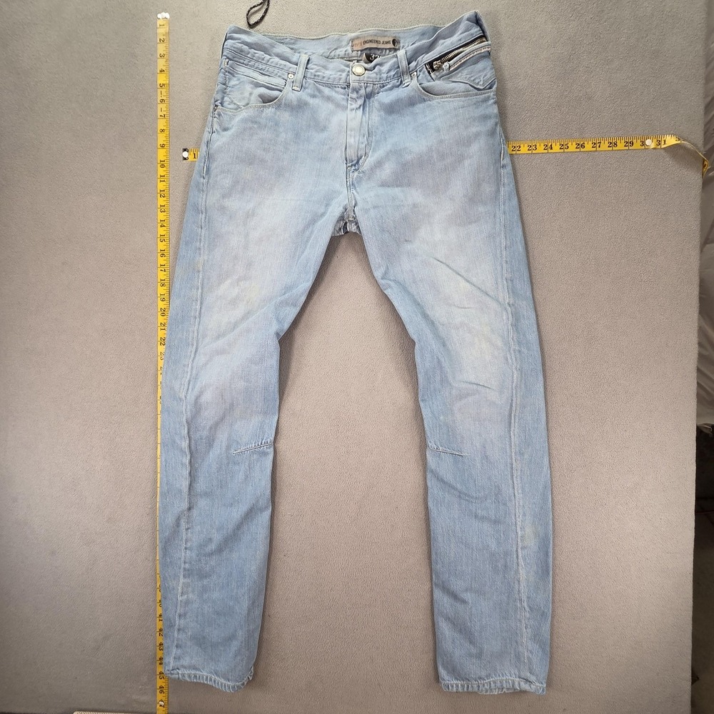 VTG Levis Engineered Jeans Mens Blue Light Wash Twisted Fits 31x33